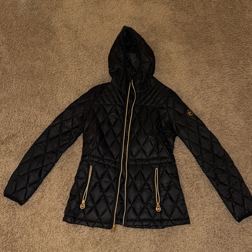 LIKE NEW MICHAEL KORS JACKET 🧥